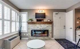 Cozy North Creek Resort Studio
